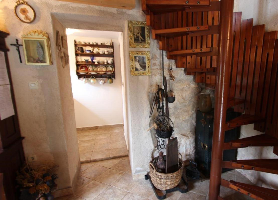 Apartmani Puric Malinska Buitenkant foto