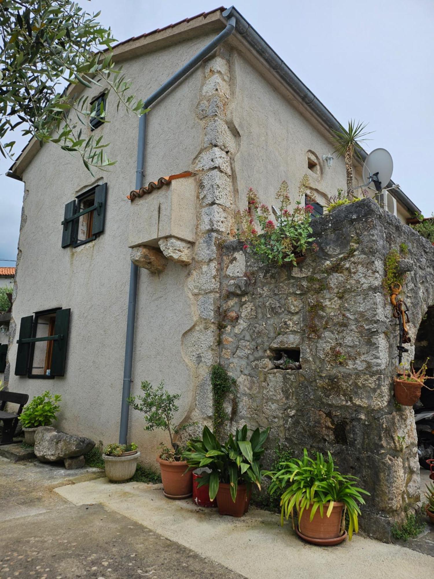 Apartmani Puric Malinska Buitenkant foto